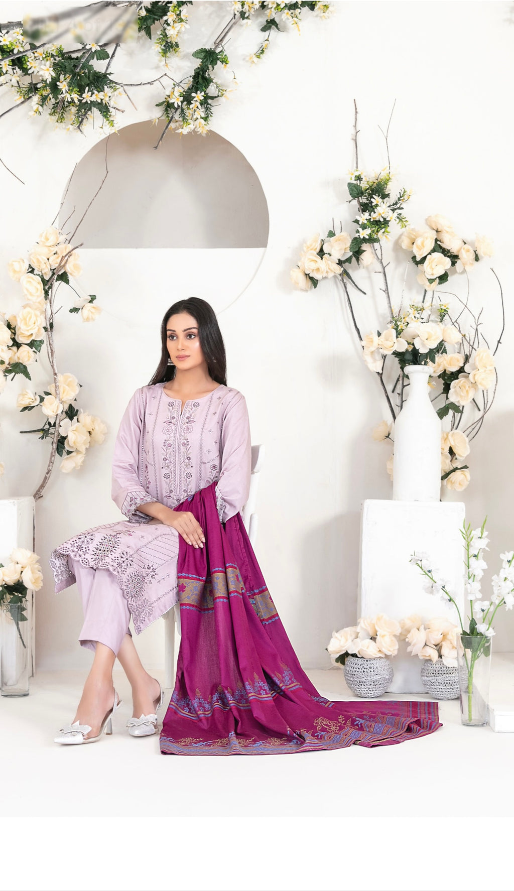 Yumna Viscose jacquard-UNSTITCHED