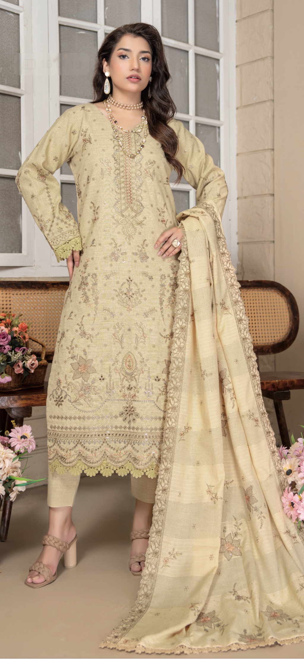 Kainaat Yarn Wool Peach-UNSTITCHED