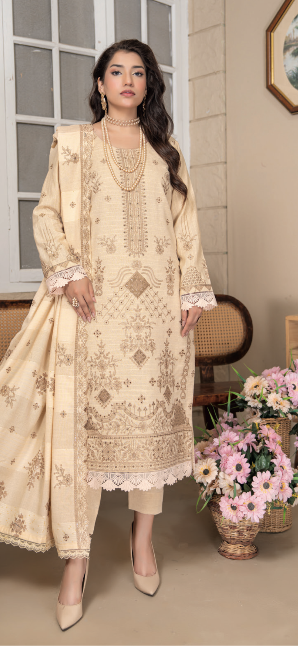 Kainaat Yarn Wool Peach-UNSTITCHED