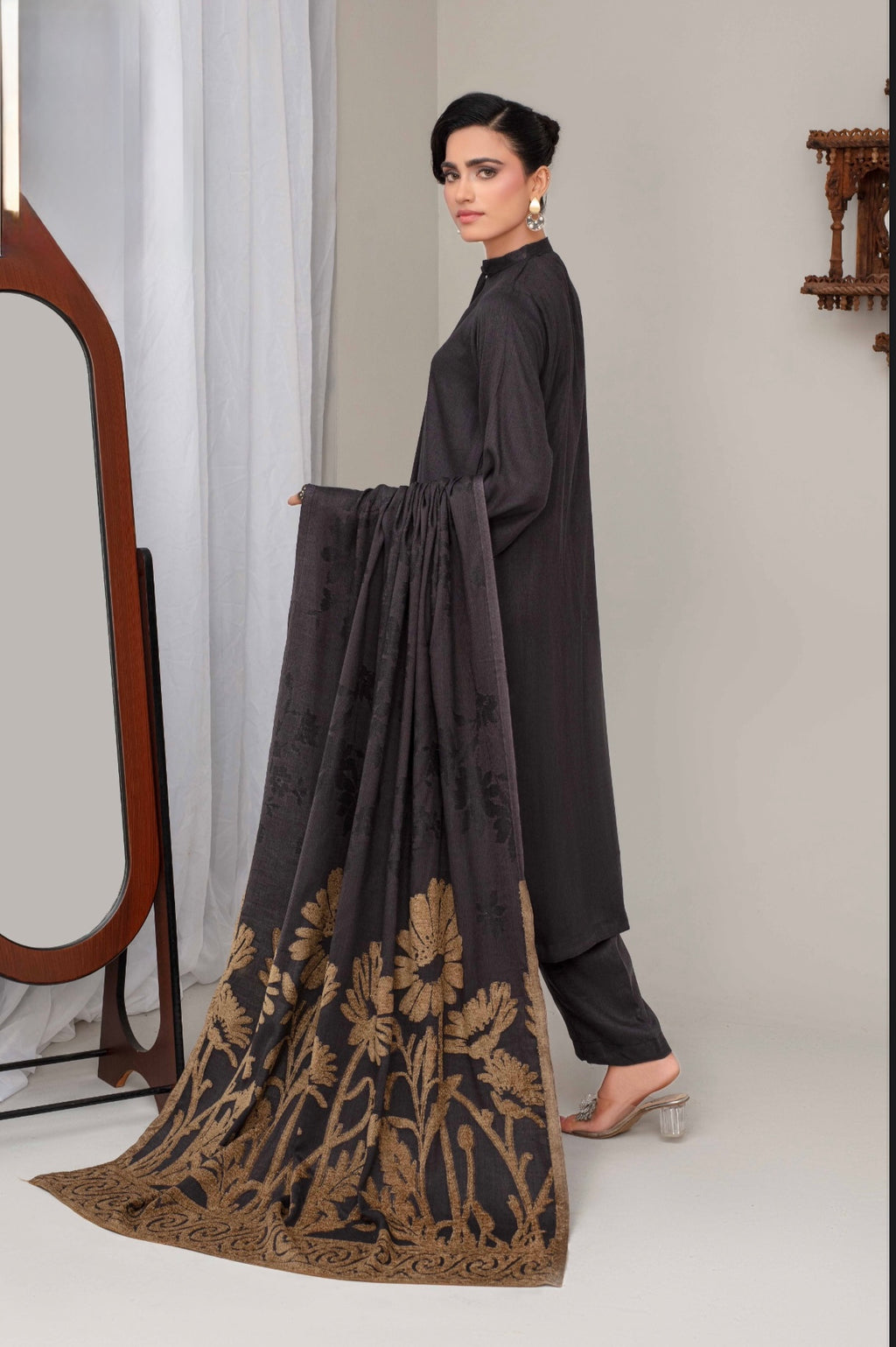 Leather Peach Chapter-UNSTITCHED