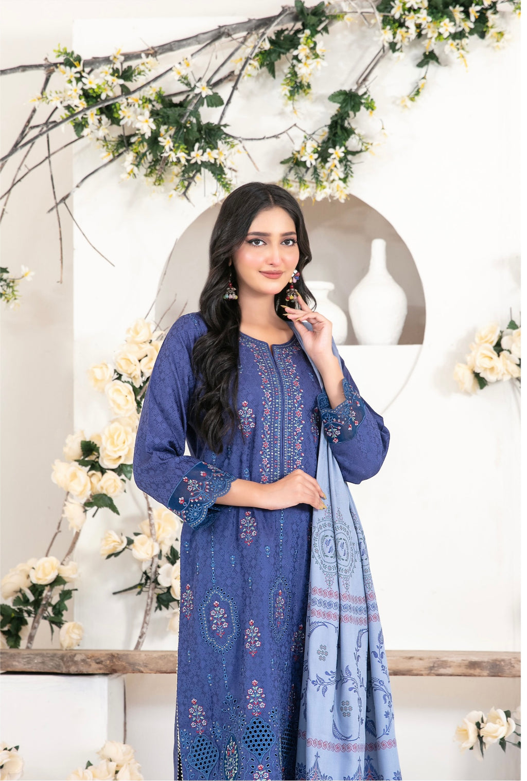 Yumna Viscose jacquard-UNSTITCHED