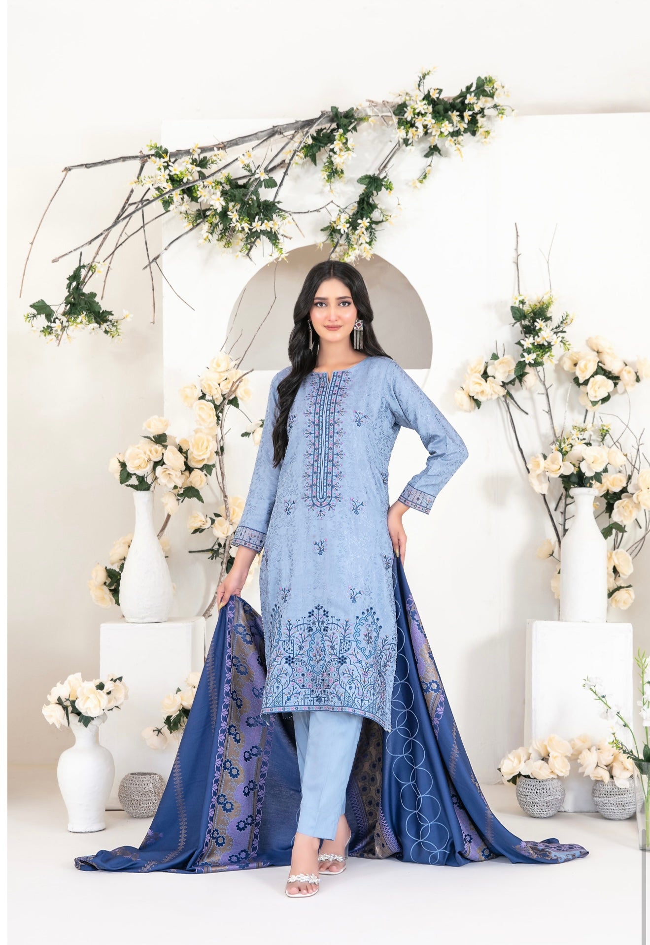 Yumna Viscose jacquard-UNSTITCHED